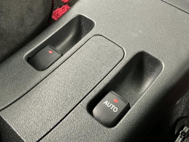 コペンローブ S 禁煙 CVT CDオーディオ パドルシフト走行無制限1年保証 CVT パドルシフト 禁煙車 CDオーディオ USB接続 シートヒーター LEDヘッドライト 横滑り防止装置 レカロシート ビルシュタイン製ショック 16インチ純正アルミホイール(兵庫県)の中古車