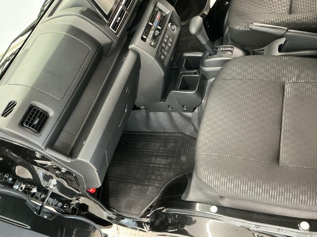 ハイゼットトラックジャンボエクストラ 3モード4WD CVT コーナーセンサー走行無制限1年保証 前後コーナーセンサー 3モード電子制御式4WD CVT車 3方開 荷台作業灯 リアゲートチェーン オートハイビーム LEDヘッドライト 横滑り防止装置 スマートキー デフロック(兵庫県)の中古車