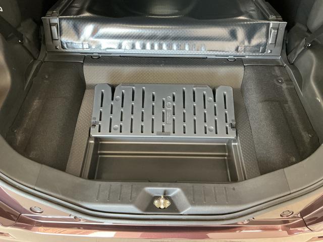 トールカスタムＧ　禁煙　ワンオーナー　９インチナビＴＶ　ドラレコ１年保証　ワンオーナー　ナビ　ＴＶ　禁煙車　ドラレコ　ＥＴＣ　バックカメラ　アダプティブクルーズコントロール　両側電動スライドドア　前後コーナーセンサー　ＵＳＢ接続端子　１４インチ純正アルミホイール（兵庫県）の中古車