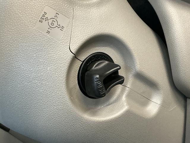 ムーヴコンテＧ　ＮＡＶＩ　禁煙　ナビＴＶ　バックカメラ　スマートキー１年保証　禁煙車　ナビＴＶ　バックカメラ　アイドリングストップ　スマートキー　オートエアコン　ヘッドライトレベライザー　電動格納ドアミラー　アクセサリーソケット　ベンチシート　フォグランプ（兵庫県）の中古車