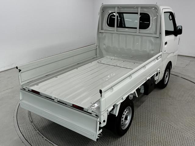ハイゼットトラックスタンダード　３モード電子制御式４ＷＤ　ＣＶＴ　３方開走行無制限１年保証　前後コーナーセンサー　３モード電子制御式４ＷＤ　ＣＶＴ車　３方開　オートハイビーム　アイドリングストップ　横滑り防止装置　オートライト　ヘッドライトレベライザー　ラジオ（兵庫県）の中古車