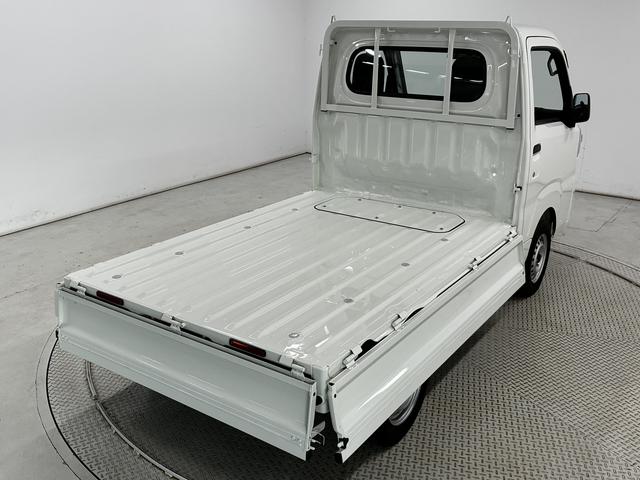 ハイゼットトラックスタンダード　３モード電子制御式４ＷＤ　ＣＶＴ　３方開走行無制限１年保証　前後コーナーセンサー　３モード電子制御式４ＷＤ　ＣＶＴ車　３方開　オートハイビーム　アイドリングストップ　横滑り防止装置　オートライト　ヘッドライトレベライザー　ラジオ（兵庫県）の中古車