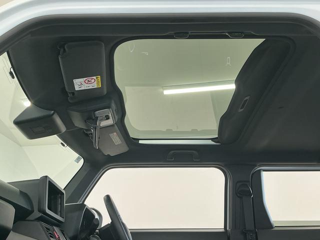 タフトGターボ ダーククロムベンチャー 4WD コーナーセンサー走行無制限1年保証 前後コーナーセンサー 4WD アダプティブクルーズコントロール 前席シートヒーター オートハイビーム LEDヘッドライト スカイフィールトップ 15インチ純正アルミホイール(兵庫県)の中古車