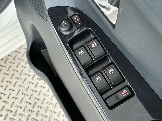 タントカスタムRS トップエディションリミテッドSAIII 禁煙車1年保証 禁煙車 ナビ パノラマモニター ドラレコ ETC 両側電動スライドドア リアコーナーセンサー 運転席シートヒーター TV USB接続 Bluetooth 15インチ純正アルミホイール(兵庫県)の中古車