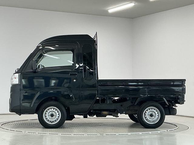 ハイゼットトラックジャンボSAIIIt 4WD AT 1オーナー ナビ ETC1年保証 4WD ワンオーナー ナビTV AT車 ETC バックソナー USB接続 Bluetooth 3方開 荷台作業灯 リアゲートチェーン LEDヘッドライト アイドリングストップ キーレス(兵庫県)の中古車