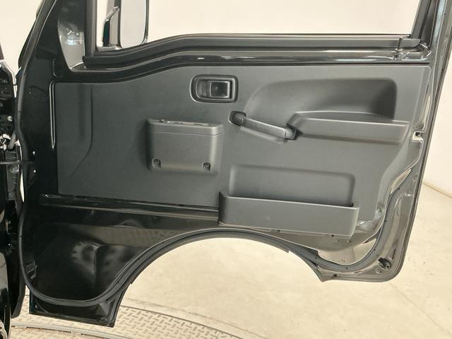 ハイゼットトラックジャンボSAIIIt 4WD AT 1オーナー ナビ ETC1年保証 4WD ワンオーナー ナビTV AT車 ETC バックソナー USB接続 Bluetooth 3方開 荷台作業灯 リアゲートチェーン LEDヘッドライト アイドリングストップ キーレス(兵庫県)の中古車