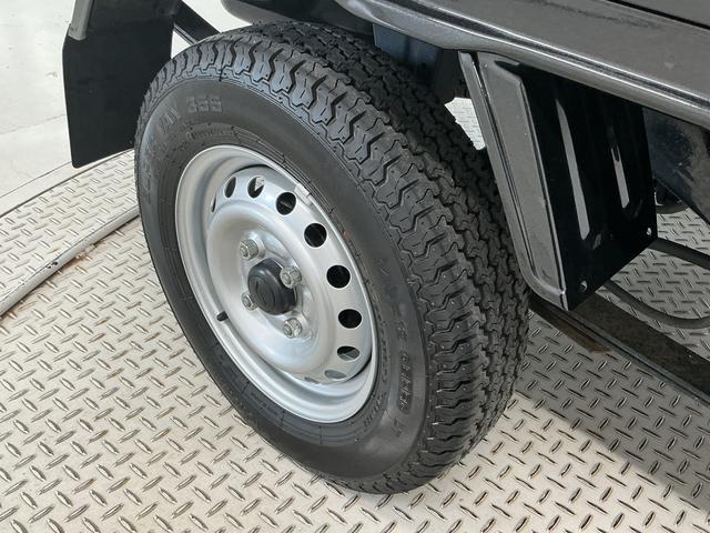 ハイゼットトラックジャンボSAIIIt 4WD AT 1オーナー ナビ ETC1年保証 4WD ワンオーナー ナビTV AT車 ETC バックソナー USB接続 Bluetooth 3方開 荷台作業灯 リアゲートチェーン LEDヘッドライト アイドリングストップ キーレス(兵庫県)の中古車