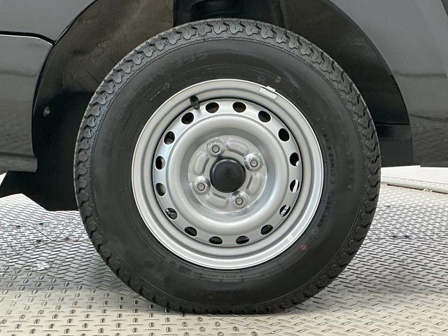 ハイゼットトラックジャンボSAIIIt 4WD AT 1オーナー ナビ ETC1年保証 4WD ワンオーナー ナビTV AT車 ETC バックソナー USB接続 Bluetooth 3方開 荷台作業灯 リアゲートチェーン LEDヘッドライト アイドリングストップ キーレス(兵庫県)の中古車