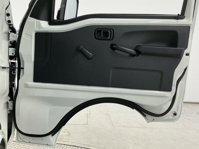 ハイゼットトラックスタンダード　３モード電子制御式４ＷＤ　ＣＶＴ　３方開走行無制限１年保証　前後コーナーセンサー　３モード電子制御式４ＷＤ　ＣＶＴ車　３方開　オートハイビーム　アイドリングストップ　横滑り防止装置　ヘッドライトレベライザー　スペアタイヤ　ラジオ（兵庫県）の中古車