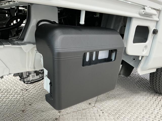ハイゼットトラックスタンダード　３モード電子制御式４ＷＤ　ＣＶＴ　３方開走行無制限１年保証　前後コーナーセンサー　３モード電子制御式４ＷＤ　ＣＶＴ車　３方開　オートハイビーム　アイドリングストップ　横滑り防止装置　ヘッドライトレベライザー　スペアタイヤ　ラジオ（兵庫県）の中古車