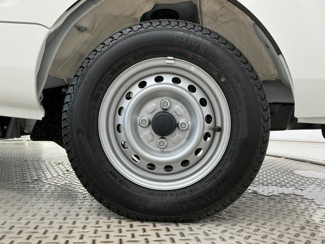 ハイゼットトラックスタンダード　３モード電子制御式４ＷＤ　ＣＶＴ　３方開走行無制限１年保証　前後コーナーセンサー　３モード電子制御式４ＷＤ　ＣＶＴ車　３方開　オートハイビーム　アイドリングストップ　横滑り防止装置　ヘッドライトレベライザー　スペアタイヤ　ラジオ（兵庫県）の中古車