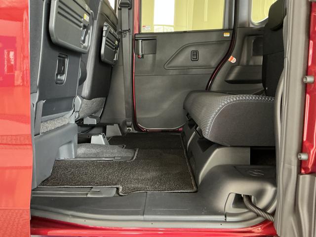 タントカスタムＲＳ　４ＷＤ　両側電動スライドドア　コーナーセンサー走行無制限１年保証　両側電動スライドドア　４ＷＤ　前後コーナーセンサー　前席シートヒーター　オートハイビーム　ＬＥＤヘッドライト　オートブレーキホールド　横滑り防止装置　１５インチ純正アルミホイール（兵庫県）の中古車