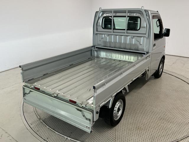 キャリイトラックＫＣエアコン・パワステ　ＡＴ　ＥＴＣ　ドアバイザー　ラジオ走行無制限１年保証　ＡＴ車　ドアバイザー　ＥＴＣ　３方開　リアゲートチェーン　ヘッドライトレベライザー　ラジオ　マニュアルエアコン　スペアタイヤ　ラバーフロアマット　パワーステアリング（兵庫県）の中古車
