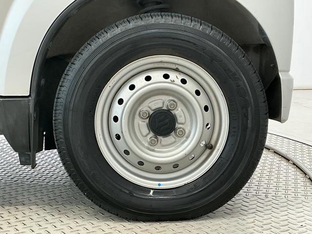 キャリイトラックＫＣエアコン・パワステ　ＡＴ　ＥＴＣ　ドアバイザー　ラジオ走行無制限１年保証　ＡＴ車　ドアバイザー　ＥＴＣ　３方開　リアゲートチェーン　ヘッドライトレベライザー　ラジオ　マニュアルエアコン　スペアタイヤ　ラバーフロアマット　パワーステアリング（兵庫県）の中古車