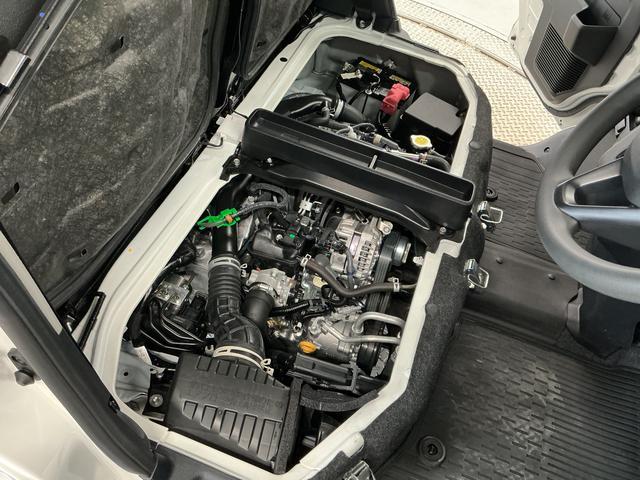 ハイゼットカーゴクルーズターボ 3モード電子制御式4WD CVT 1オーナー走行無制限1年保証 前後コーナーセンサー 3モード電子制御式4WD CVT車 ワンオーナー オートハイビーム アイドリングストップ プッシュスタート 横滑り防止装置 オートライト 電動格納ドアミラー(兵庫県)の中古車