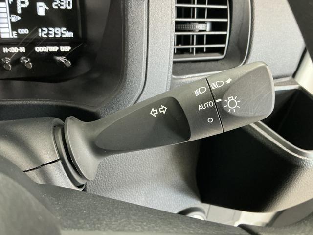 ハイゼットカーゴクルーズターボ 3モード電子制御式4WD CVT 1オーナー走行無制限1年保証 前後コーナーセンサー 3モード電子制御式4WD CVT車 ワンオーナー オートハイビーム アイドリングストップ プッシュスタート 横滑り防止装置 オートライト 電動格納ドアミラー(兵庫県)の中古車