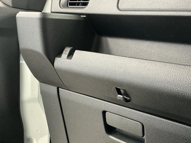 ハイゼットカーゴクルーズターボ 3モード電子制御式4WD CVT 1オーナー走行無制限1年保証 前後コーナーセンサー 3モード電子制御式4WD CVT車 ワンオーナー オートハイビーム アイドリングストップ プッシュスタート 横滑り防止装置 オートライト 電動格納ドアミラー(兵庫県)の中古車