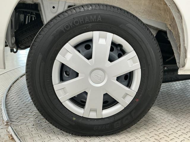 ハイゼットカーゴクルーズターボ 3モード電子制御式4WD CVT 1オーナー走行無制限1年保証 前後コーナーセンサー 3モード電子制御式4WD CVT車 ワンオーナー オートハイビーム アイドリングストップ プッシュスタート 横滑り防止装置 オートライト 電動格納ドアミラー(兵庫県)の中古車