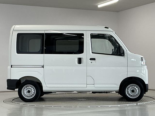 ハイゼットカーゴDX 3モード4WD CVT 前後コーナーセンサー キーレス走行無制限1年保証 前後コーナーセンサー 3モード電子制御式4WD CVT車 オートハイビーム アイドリングストップ キーレスエントリー 横滑り防止装置 ヘッドライトレベライザー 両側スライドドア(兵庫県)の中古車