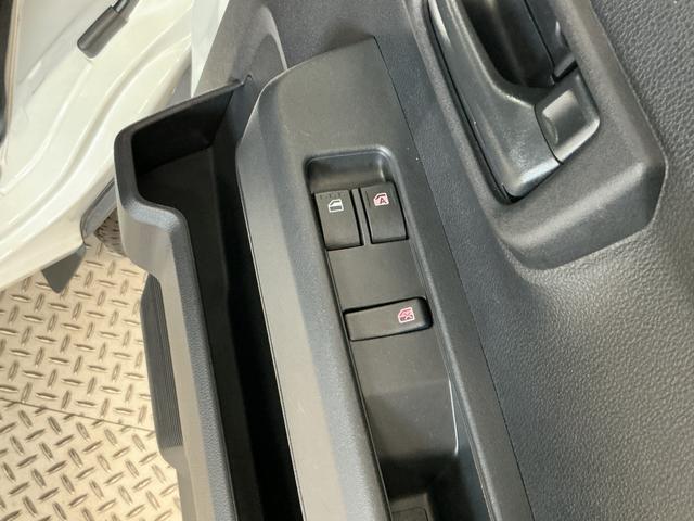 ハイゼットカーゴDX 3モード4WD CVT 前後コーナーセンサー キーレス走行無制限1年保証 前後コーナーセンサー 3モード電子制御式4WD CVT車 オートハイビーム アイドリングストップ キーレスエントリー 横滑り防止装置 ヘッドライトレベライザー 両側スライドドア(兵庫県)の中古車