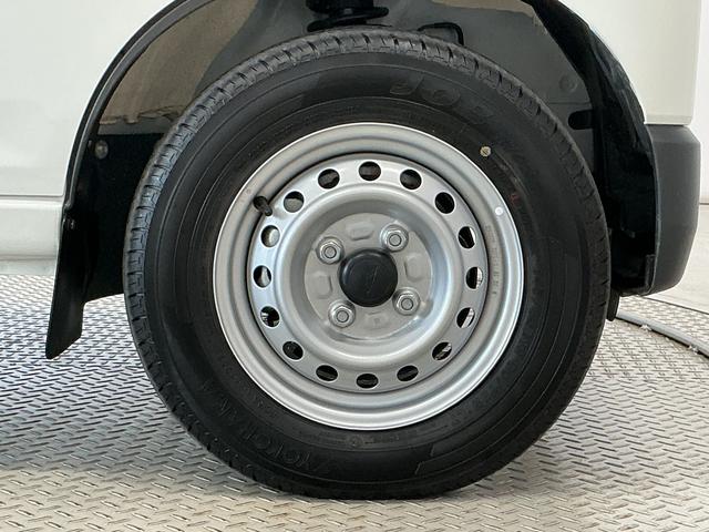 ハイゼットカーゴDX 3モード4WD CVT 前後コーナーセンサー キーレス走行無制限1年保証 前後コーナーセンサー 3モード電子制御式4WD CVT車 オートハイビーム アイドリングストップ キーレスエントリー 横滑り防止装置 ヘッドライトレベライザー 両側スライドドア(兵庫県)の中古車