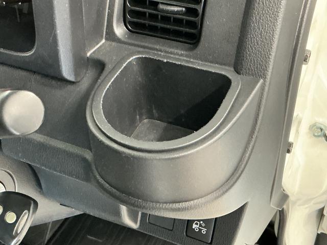 ハイゼットトラックジャンボSAIIIt 4WD AT 禁煙 ワンオーナー CD走行無制限1年保証 4WD ワンオーナー 禁煙車 AT車 CDオーディオ 3方開 荷台作業灯 リアゲートチェーン LEDヘッドライト 横滑り防止装置 ヘッドライトレベライザー 12インチアルミホイール(兵庫県)の中古車