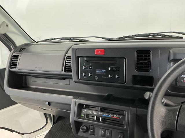ハイゼットトラックジャンボSAIIIt 4WD AT 禁煙 ワンオーナー CD走行無制限1年保証 4WD ワンオーナー 禁煙車 AT車 CDオーディオ 3方開 荷台作業灯 リアゲートチェーン LEDヘッドライト 横滑り防止装置 ヘッドライトレベライザー 12インチアルミホイール(兵庫県)の中古車