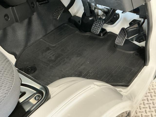ハイゼットトラックスタンダードSAIIIt 5MT ナビ ETC バックカメラ走行無制限1年保証 ナビ バックカメラ MT車 ETC 3方開 ゲートプロテクター キーレスエントリー 横滑り防止装置 ドアバイザー ヘッドライトレベライザー アクセサリーソケット スペアタイヤ(兵庫県)の中古車