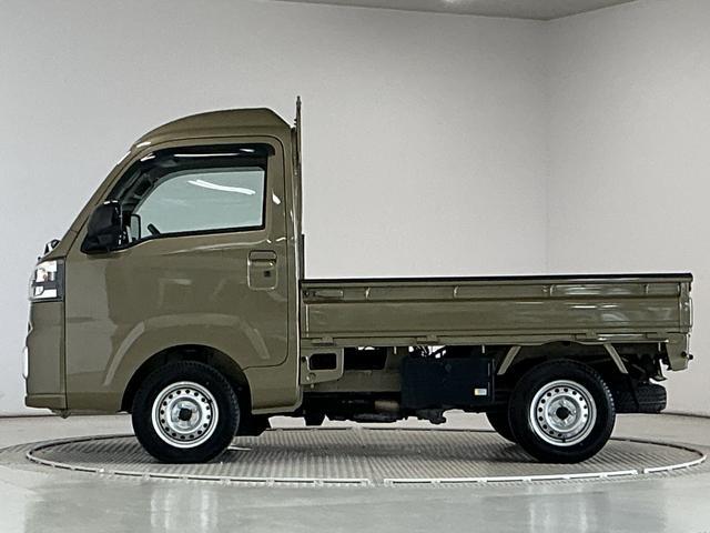 ハイゼットトラックハイルーフ 雹害車両 3モード電子制御式4WD CVT 禁煙雹害車両 1年保証 CVT車 ドラレコ 禁煙車 3モード電子制御式4WD 9インチディスプレイオーディオ デジタルインナーミラー バックカメラ 前後コーナーセンサー 3方開 荷台作業灯 荷台マット(兵庫県)の中古車