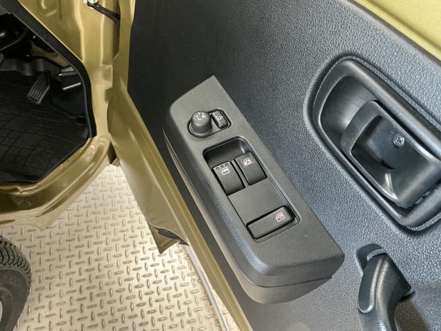 ハイゼットトラックハイルーフ 雹害車両 3モード電子制御式4WD CVT 禁煙雹害車両 1年保証 CVT車 ドラレコ 禁煙車 3モード電子制御式4WD 9インチディスプレイオーディオ デジタルインナーミラー バックカメラ 前後コーナーセンサー 3方開 荷台作業灯 荷台マット(兵庫県)の中古車