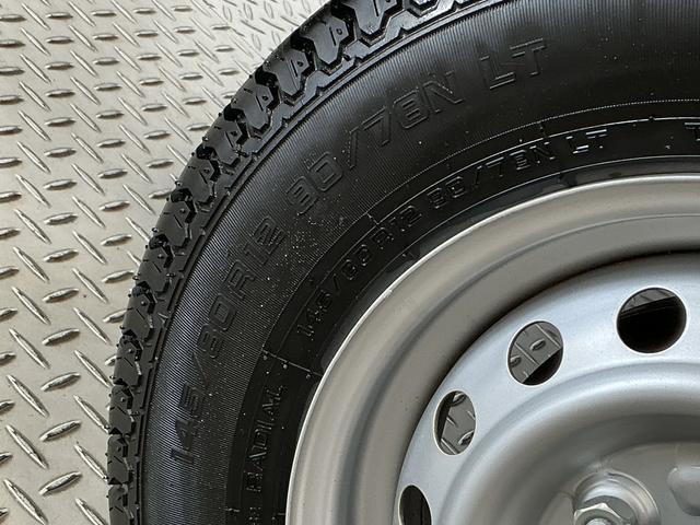 ハイゼットトラックハイルーフ 雹害車両 3モード電子制御式4WD CVT 禁煙雹害車両 1年保証 CVT車 ドラレコ 禁煙車 3モード電子制御式4WD 9インチディスプレイオーディオ デジタルインナーミラー バックカメラ 前後コーナーセンサー 3方開 荷台作業灯 荷台マット(兵庫県)の中古車