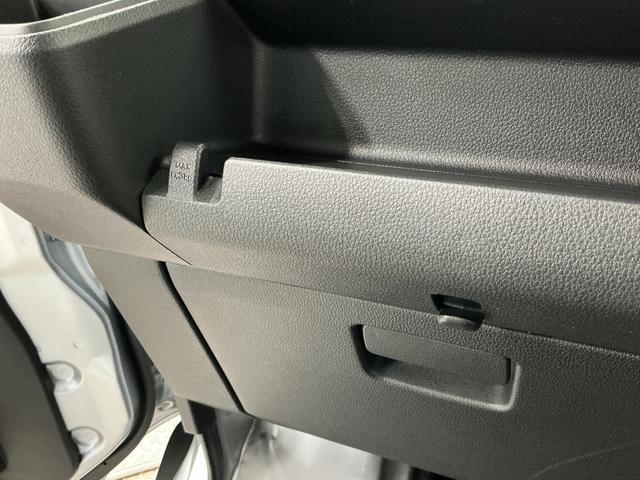 ハイゼットカーゴDX CVT 前後コーナーセンサー ラジオ 両側スライドドア走行無制限1年保証 前後コーナーセンサー CVT車 オートハイビーム アイドリングストップ キーレスエントリー 横滑り防止装置 ヘッドライトレベライザー パワーウィンドウ ラジオ スマートアシスト(兵庫県)の中古車