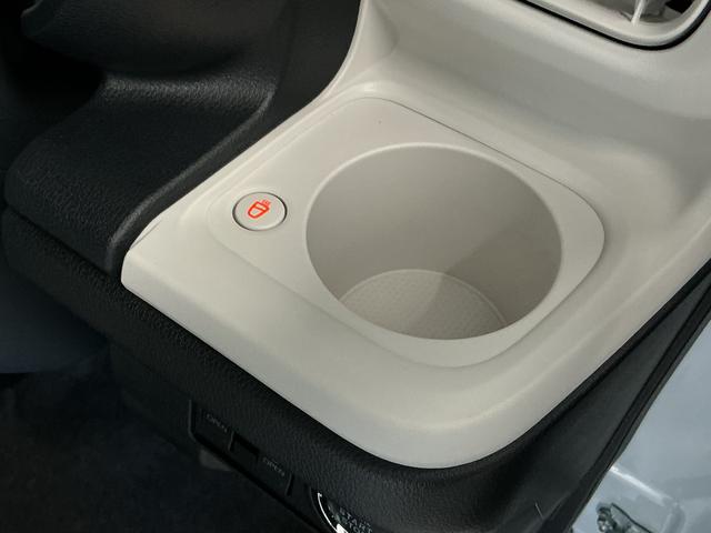ムーヴキャンバスストライプスＧ　両側電動スライドドア　前後コーナーセンサー走行無制限１年保証　両側電動スライドドア　前後コーナーセンサー　前席シートヒーター　ホットカップホルダー　オートハイビーム　ＬＥＤヘッドライト　プッシュスタート　横滑り防止装置　オートエアコン（兵庫県）の中古車