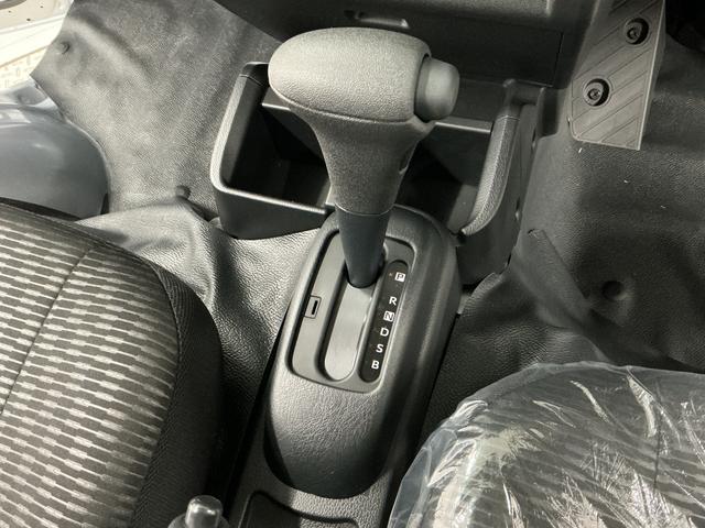ハイゼットトラックジャンボエクストラ 3モード4WD CVT コーナーセンサー走行無制限1年保証 前後コーナーセンサー 3モード電子制御式4WD CVT車 3方開 荷台作業灯 リアゲートチェーン オートハイビーム LEDヘッドライト 横滑り防止装置 スマートキー デフロック(兵庫県)の中古車