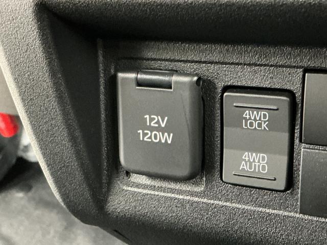 ハイゼットトラックジャンボエクストラ 3モード4WD CVT コーナーセンサー走行無制限1年保証 前後コーナーセンサー 3モード電子制御式4WD CVT車 3方開 荷台作業灯 リアゲートチェーン オートハイビーム LEDヘッドライト 横滑り防止装置 スマートキー デフロック(兵庫県)の中古車