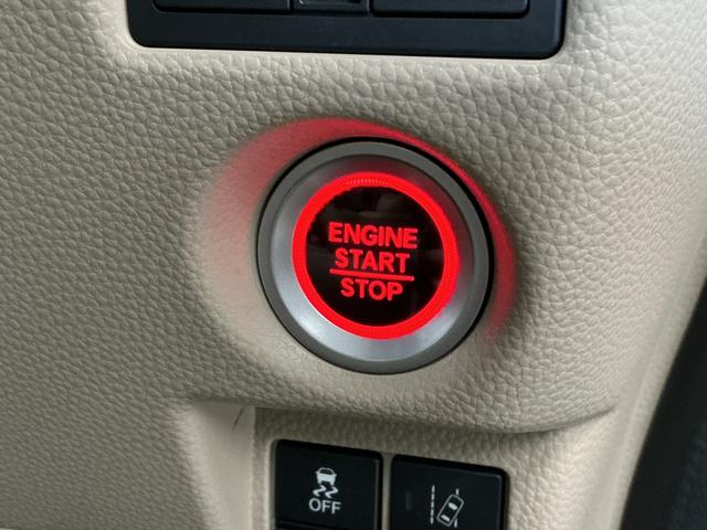N−BOXG・Lターボホンダセンシング 禁煙 8インチインターナビ1年保証 8インチプレミアムインターナビ 禁煙車 ETC バックカメラ アダプティブクルーズコントロール パドルシフト 両側電動スライドドア USB接続 Bluetooth 衝突被害軽減ブレーキ(兵庫県)の中古車