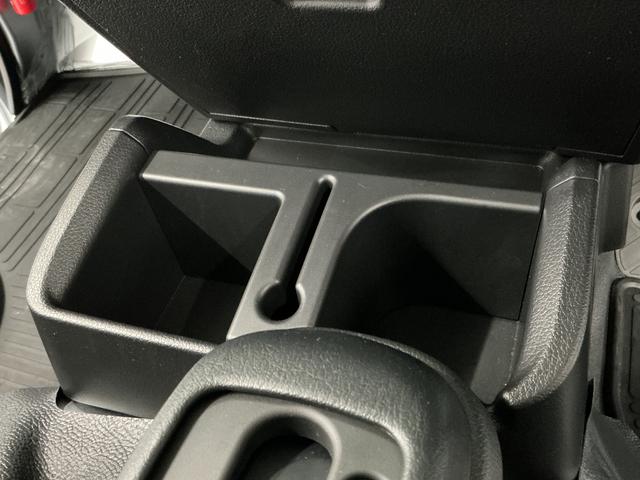 ハイゼットトラックEXT CVT 前後コーナーセンサー 3方開 荷台作業灯走行無制限1年保証 前後コーナーセンサー CVT車 3方開 荷台作業灯 オートハイビーム アイドリングストップ 横滑り防止装置 ヘッドライトレベライザー アクセサリーソケット 電動格納ドアミラー(兵庫県)の中古車