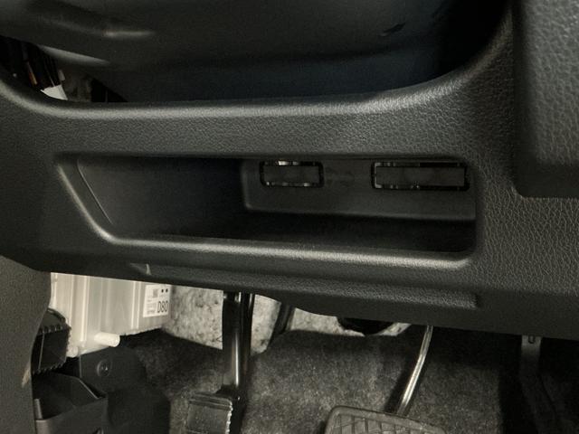 ムーヴX 4WD 片側電動スライド コーナーセンサー スマートキー走行無制限1年保証 片側電動スライドドア 4WD 前後コーナーセンサー オートハイビーム LEDヘッドライト 横滑り防止装置 スマートキー オートライト オートエアコン 電動格納ミラー ベンチシート(兵庫県)の中古車