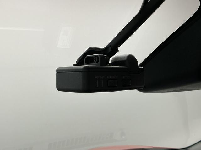 ブーンスタイル SAIII ナビTV ドラレコ パノラマモニター1年保証 ナビTV 前後コーナーセンサー ドラレコ パノラマモニター USB接続 Bluetooth オートハイビーム LEDヘッドライト アイドリングストップ 横滑り防止装置 オートエアコン(兵庫県)の中古車