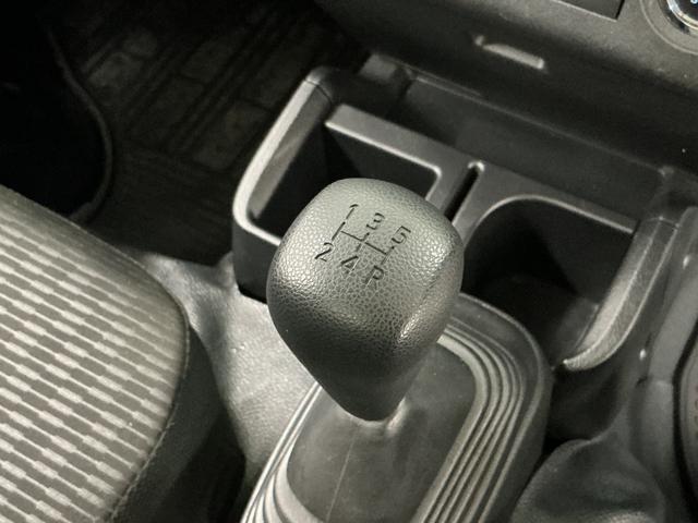ハイゼットトラックEXT 4WD 5MT CDオーディオ 3方開 荷台作業灯4WD MT車 1年保証 CDオーディオ センターデフロック トランスファー 前後コーナーセンサー 3方開 荷台作業灯 ゲートプロテクター 荷台マット リアゲートチェーン スマートキー 電動格納ミラー(兵庫県)の中古車