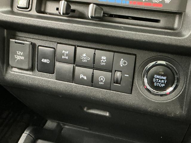 ハイゼットトラックEXT 4WD 5MT CDオーディオ 3方開 荷台作業灯4WD MT車 1年保証 CDオーディオ センターデフロック トランスファー 前後コーナーセンサー 3方開 荷台作業灯 ゲートプロテクター 荷台マット リアゲートチェーン スマートキー 電動格納ミラー(兵庫県)の中古車