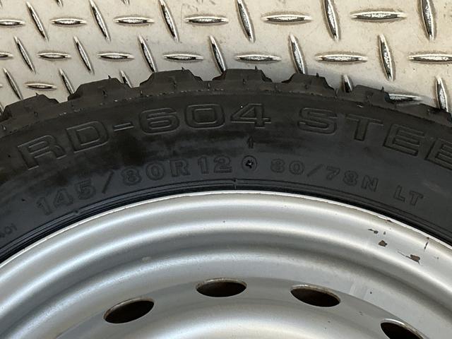 ハイゼットトラックEXT 4WD 5MT CDオーディオ 3方開 荷台作業灯4WD MT車 1年保証 CDオーディオ センターデフロック トランスファー 前後コーナーセンサー 3方開 荷台作業灯 ゲートプロテクター 荷台マット リアゲートチェーン スマートキー 電動格納ミラー(兵庫県)の中古車