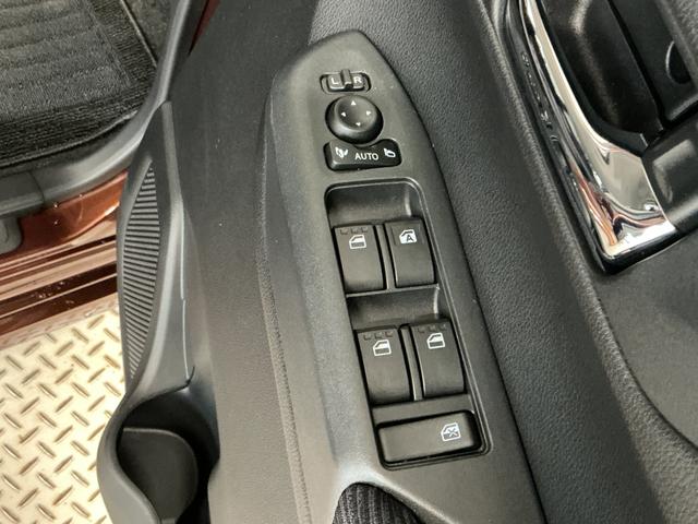 ムーヴG 両側電動スライドドア 前後コーナーセンサー スマートキー走行無制限1年保証 両側電動スライドドア 前後コーナーセンサー オートハイビーム LEDヘッドライト アイドリングストップ プッシュスタート 横滑り防止装置 オートエアコン USBチャージャー(兵庫県)の中古車