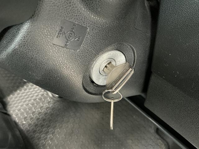 ハイゼットカーゴスペシャルクリーンSAIII AT車 ナビ コーナーセンサー走行無制限1年保証 AT ナビ ETC リアコーナーセンサー Bluetooth オートハイビーム LEDヘッドライト アイドリングストップ 横滑り防止装置 ドアバイザー ヘッドライトレベライザー(兵庫県)の中古車