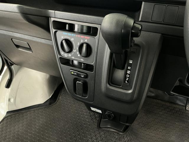 ハイゼットカーゴスペシャルクリーンSAIII AT車 ナビ コーナーセンサー走行無制限1年保証 AT ナビ ETC リアコーナーセンサー Bluetooth オートハイビーム LEDヘッドライト アイドリングストップ 横滑り防止装置 ドアバイザー ヘッドライトレベライザー(兵庫県)の中古車