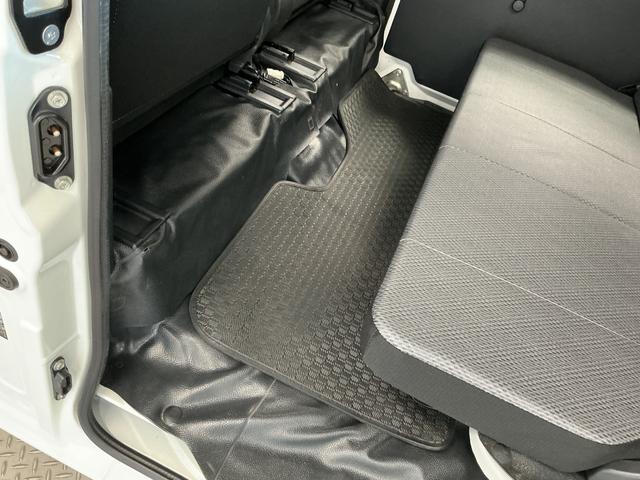 ハイゼットカーゴスペシャルクリーンSAIII AT車 ナビ コーナーセンサー走行無制限1年保証 AT ナビ ETC リアコーナーセンサー Bluetooth オートハイビーム LEDヘッドライト アイドリングストップ 横滑り防止装置 ドアバイザー ヘッドライトレベライザー(兵庫県)の中古車