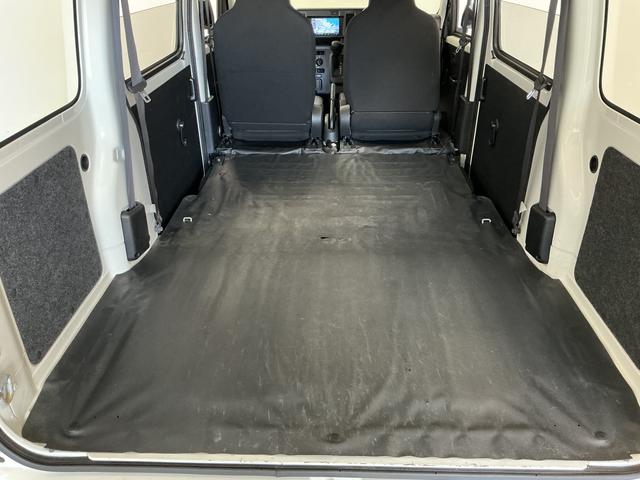 ハイゼットカーゴスペシャルクリーンSAIII AT車 ナビ コーナーセンサー走行無制限1年保証 AT ナビ ETC リアコーナーセンサー Bluetooth オートハイビーム LEDヘッドライト アイドリングストップ 横滑り防止装置 ドアバイザー ヘッドライトレベライザー(兵庫県)の中古車