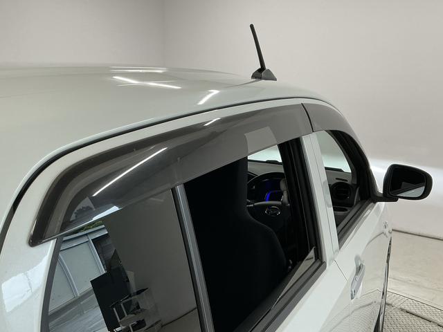 ミライースX リミテッドSAIII 雹害車両 禁煙 CD キーレス雹害車両 1年保証 前後コーナーセンサー 禁煙車 CDオーディオ オートハイビーム LEDヘッドライト アイドリングストップ キーレスエントリー 横滑り防止装置 ドアバイザー 電動格納ドアミラー(兵庫県)の中古車