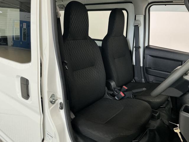 ハイゼットカーゴＤＸ　ＣＶＴ　ＥＴＣ　前後コーナーセンサー　キーレス　ラジオＣＶＴ車　１年保証　ＥＴＣ　前後コーナーセンサー　ラジオ　キーレスエントリー　オートハイビーム　アイドリングストップ　横滑り防止装置　オートライト　両側スライドドア　オーバーヘッドシェルフ（兵庫県）の中古車