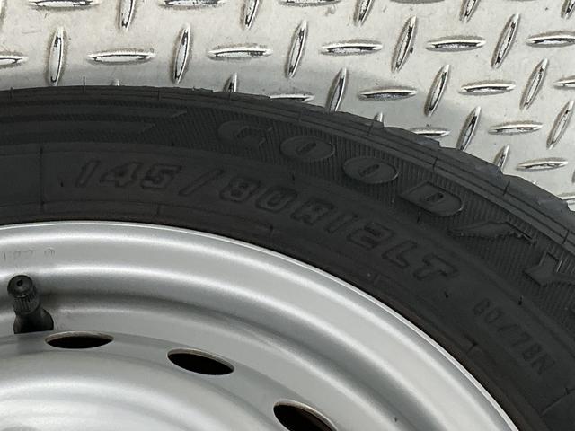 ハイゼットカーゴＤＸ　ＣＶＴ　ＥＴＣ　前後コーナーセンサー　キーレス　ラジオＣＶＴ車　１年保証　ＥＴＣ　前後コーナーセンサー　ラジオ　キーレスエントリー　オートハイビーム　アイドリングストップ　横滑り防止装置　オートライト　両側スライドドア　オーバーヘッドシェルフ（兵庫県）の中古車